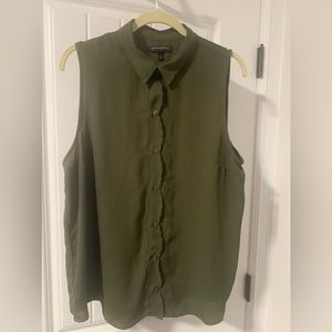 Banana Republic sleeveless blouse size xl